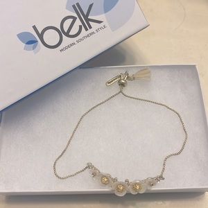 Ivory/Gold Flower bracelet